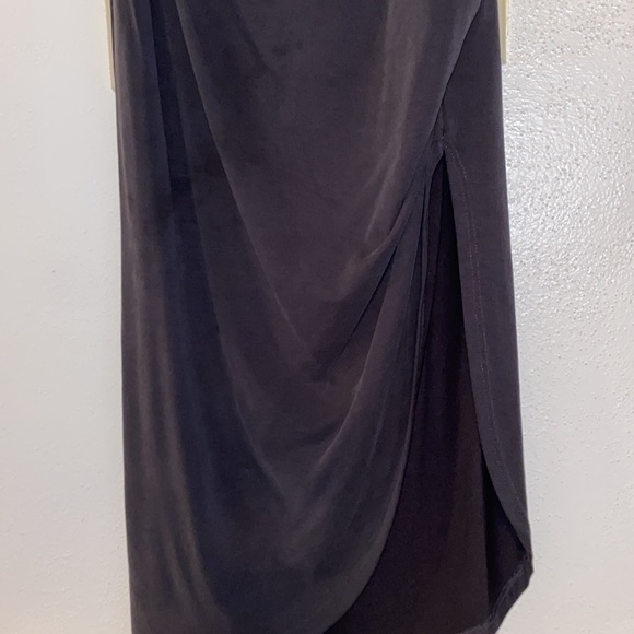 Gray midi dress with slit - Picture 3 of 3